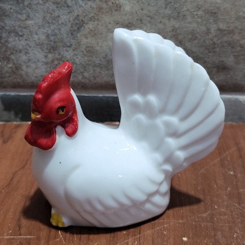 Vintage White Chicken Hen Single Salt Pepper Shaker